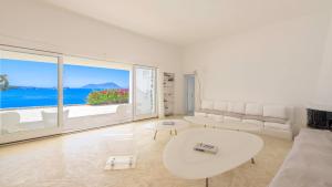 Sunset Flower Villa
