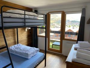 Alpe dHuez 6 personnes 2 SDE avec draps, serviettes de toilette et Wifi