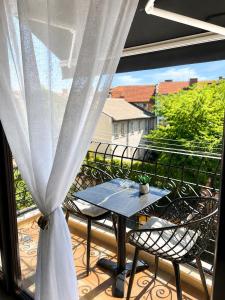 Luxury Central Apartment