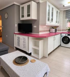 Apartamento con piscina, wi-fi, balcon a solo 2 minutos de la playa