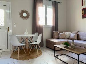 Apricot Apartment