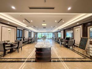 A25 Premium Hotel - 16 Miếu Đầm