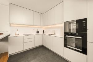 Beachfront 2 Bedroom Apartment in Quarteira