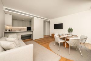 Beachfront 2 Bedroom Apartment in Quarteira