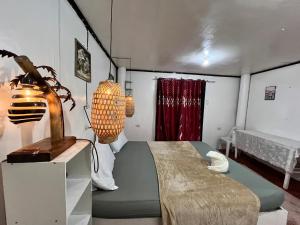 Casa de Viajeros AC room 2nd flr 600mbps spacious 5 minutes to the beach