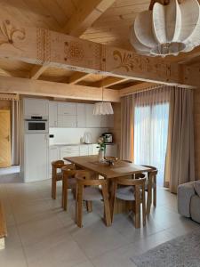 Pod Brzegiem - Luxury Chalets
