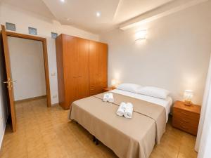 ALFREDOS HOUSE Apartment - Elegant ground floor apartment in Nettuno centre, close to the sea, local services and train station with direct links to Rome