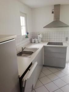 Ferienwohnung am Bodensee mit Wintergarten, Garten und Grillhaus bis 6 Person