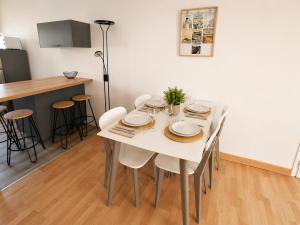 Appartement familial - 2 chambres - Château à 13 min