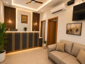 Hotel Grand Sheela Near Prem Mandir, Vrindavan