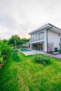 Nish Vadi Villas