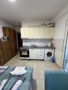 Apartment 5 Qerret Albania