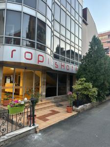 Tropics Hotel by Aleksis
