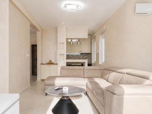 Dorado Apartments