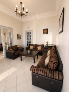 Cosy Art Deco Apart Welcome to Jamess