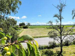 8 person holiday home in MÖRBYLÅNGA