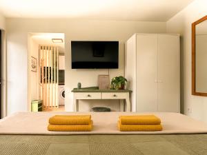 Sunset Terrace Studio - Ocean View - Top Floor