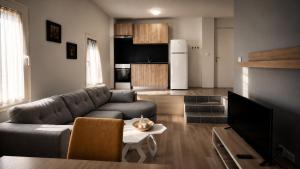 Cozy Apartment with Pool & Garden Retreat