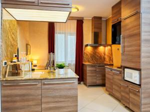 DivaLux New Suite D Boutique Hotel with AC and Wi-Fi