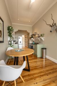Lagoon View Cottage