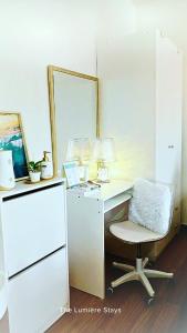 The Lumière Stays Cozy Mallside Boutique Haven