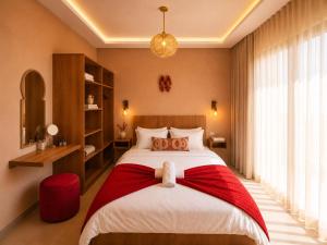 Luxury Berber Chic, Direct Access to Beach, Private Balcony, Rooftop, Parking & AC