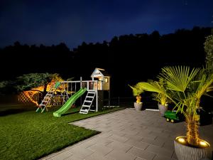 Familienfreundliche Ferienwohnung mit Garten & Spielplatz nahe Nürnberg Playmobil FunPark