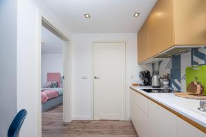 Golden Apartments DBL Krakow Old Town- One Bedroom Suite