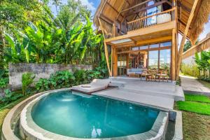 Tropical Bamboo Villa luxury Aliapard II
