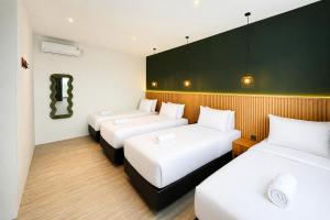 Guru Giri Forest Cabin 2BR 8 Pax with Breakfast