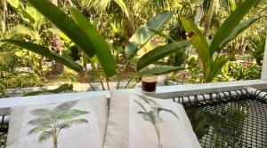 Secret Palm