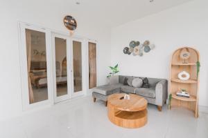 Noel Peaceful 3BR Villa with Pool in Cemagi Bali