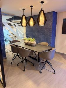 Elegant 1BR Unit at Bryant Parklane, Capital Town near Malls and Tourist Destinations in Pampanga, Free Pool Access, Netflix, Prime Video