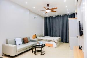 Hoang Long Apartment