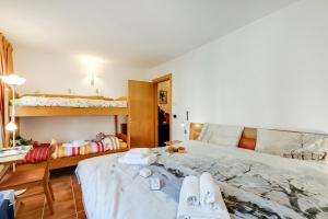 Theos House - Happy Rentals