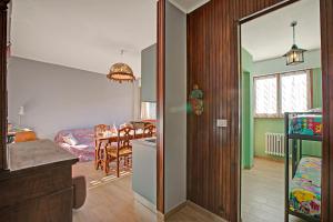 La Casa Di Felice with Balcony - Happy Rentals