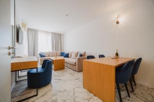Luxury 1 Bedroom Apartment