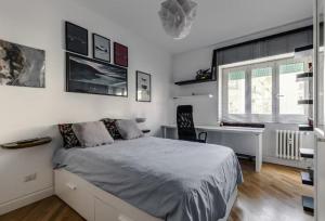 Large Room with private Bathroom