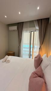 Alexandras Living Apartments
