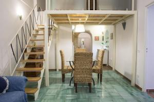 Appartamento nello storico “Palazzo Donn’Anna”