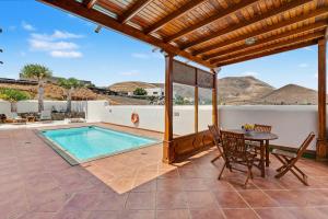 Villas Yaiza villa Buenlugar
