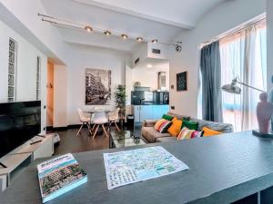 Loft and Flat by Imma & Edu