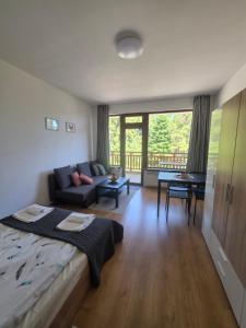 Studios and Apartments - Semiramida Gardens
