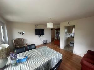 Bright 2-Bed Flat in the Heart of Edinburgh