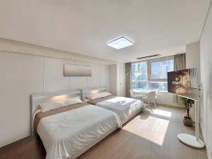 Myeongdong and Jongno Healing Stay