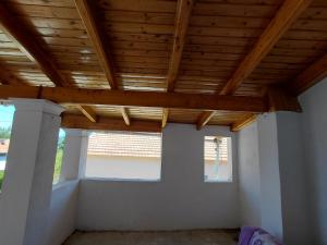 Antistoni Vacation House Scenic Nature View, Private Balcony & Yard