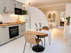 Lenta Suites