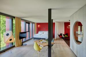 Studios & Spa Suites Rigiblick