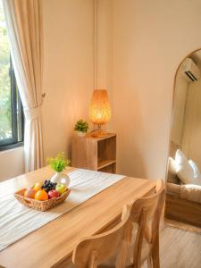 Solana House - 3mn ZenBeach - Tranquil Garden Retreat - Double King Bed