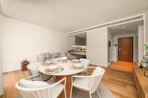 Beachfront 2 Bedroom Apartment in Quarteira
